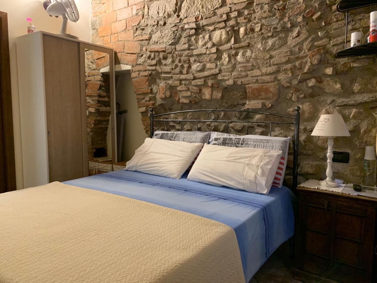 Rustico Di Benellini Angela Bed and Breakfast Polpenazze del Garda Buitenkant foto
