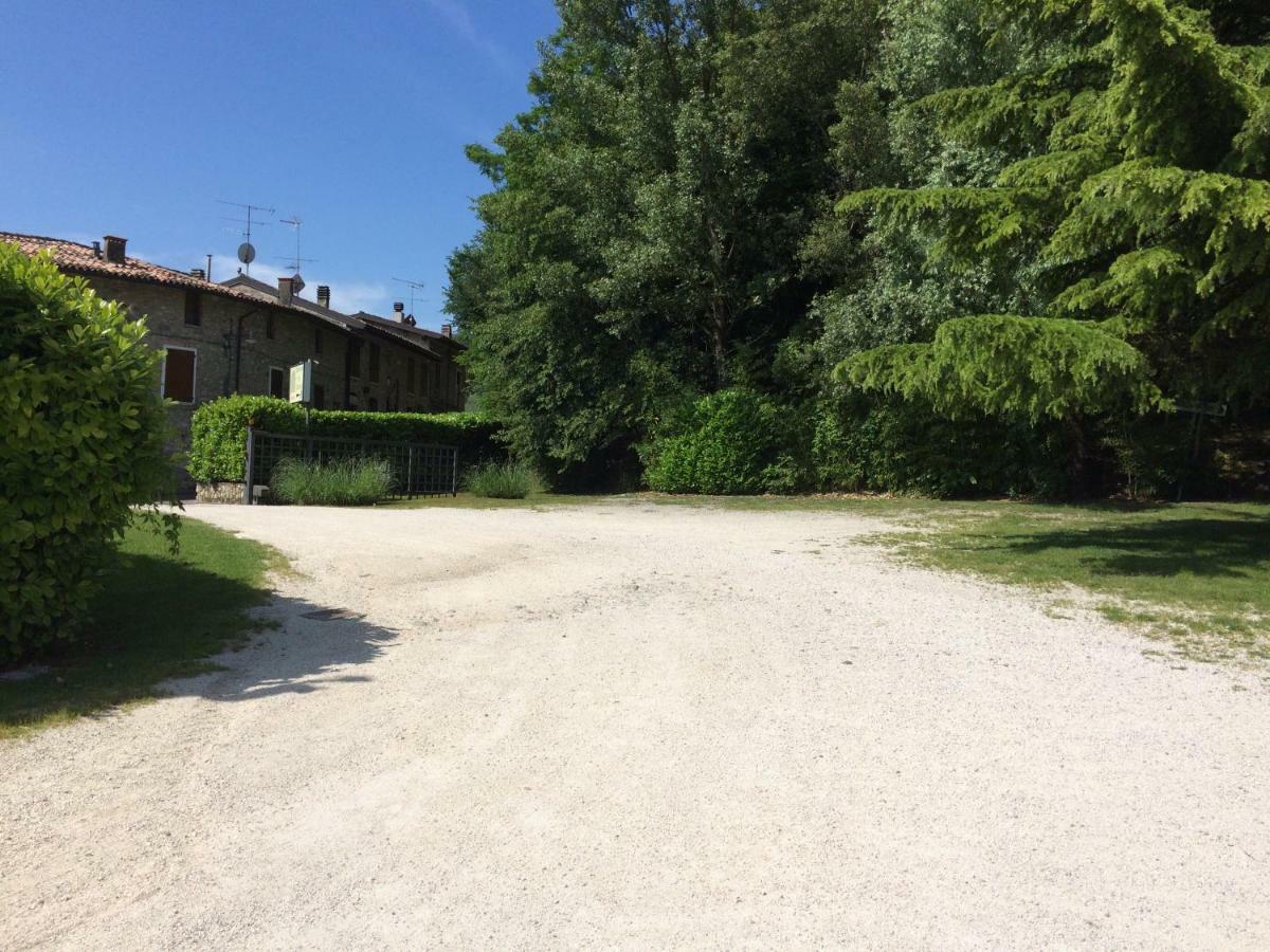 Rustico Di Benellini Angela Bed and Breakfast Polpenazze del Garda Buitenkant foto